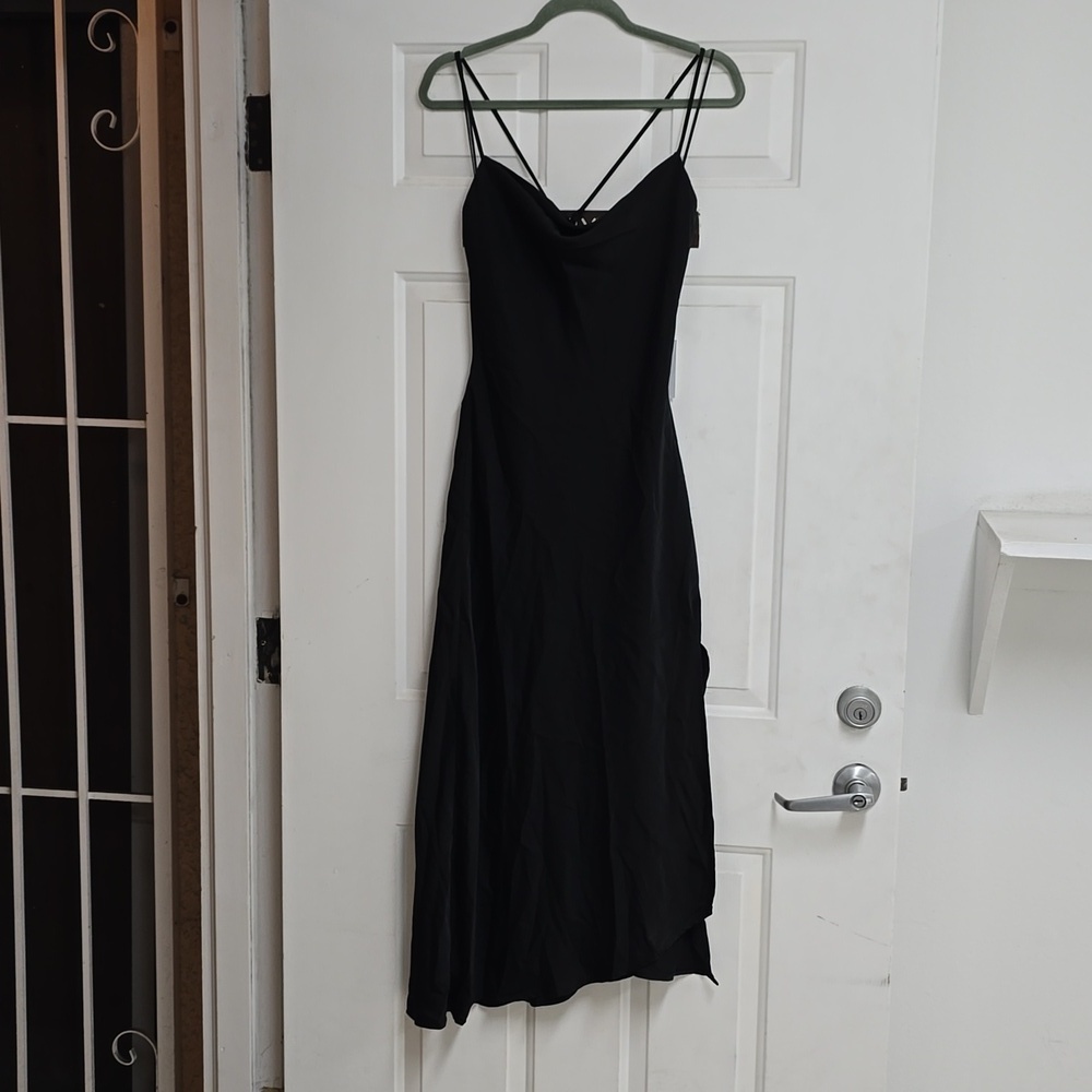 ASTR THE LABEL Gaia Midi Dress - Picture 2 of 13
